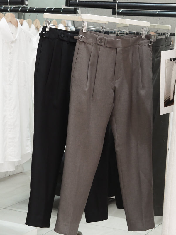 Black rafeal pleated belt trousers