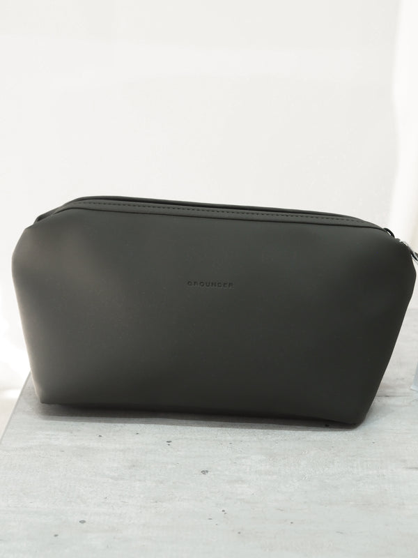 Olive night ‘Carry Me‘ Pouch