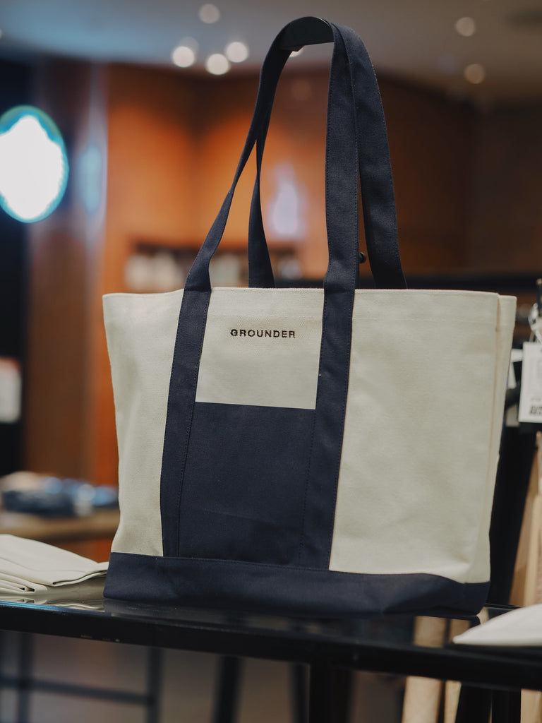 Canvas hand bag navy strap with pocket