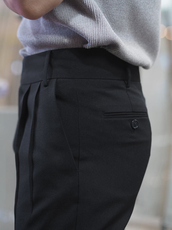 Black with frankie pleated trousers