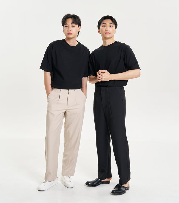 Black oversize t-shirt