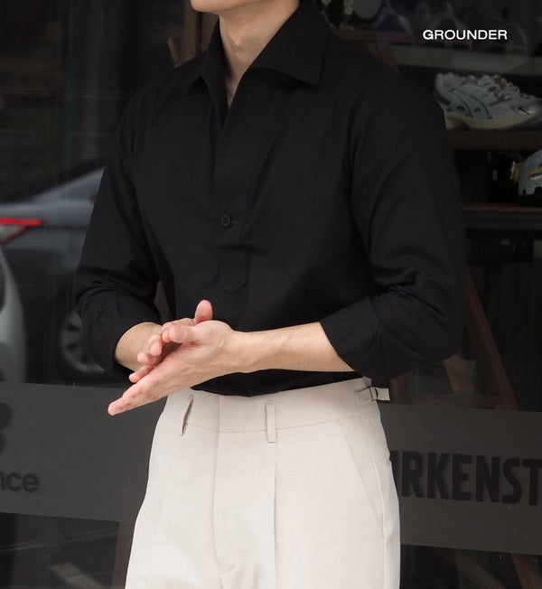 Black - triangle polo collar shirt
